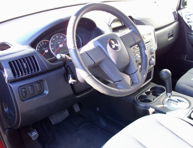 Image 26 of 2004 Mitsubishi Endeavor…
