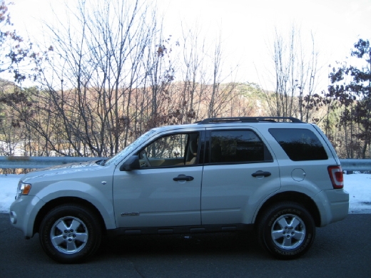 Image 2 of 2008 Ford Escape XLT…