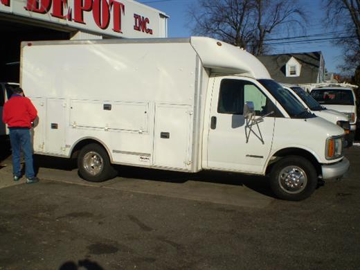 Image 2 of 2002 Chevrolet Express…