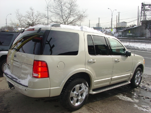 Image 1 of 2005 Ford Explorer Limited…