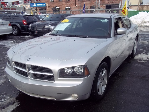 Image 3 of 2010 Dodge Charger SXT…