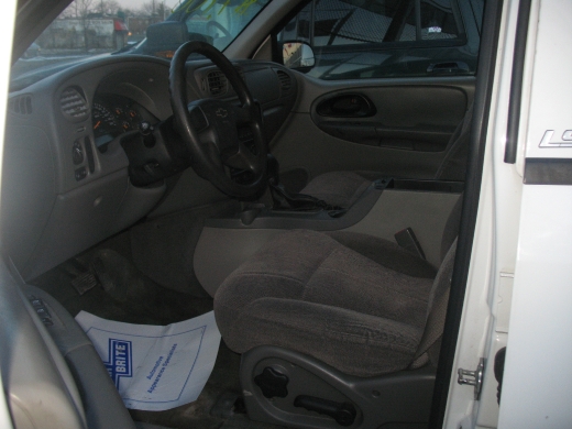 Image 3 of 2004 Chevrolet TrailBlazer…
