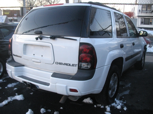 Image 5 of 2004 Chevrolet TrailBlazer…