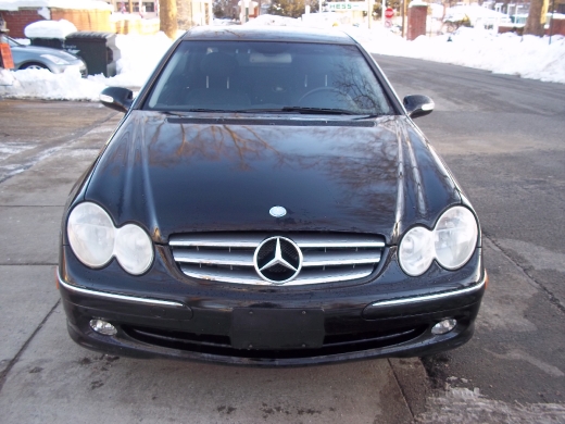Image 2 of 2004 Mercedes-Benz CLK-Class…