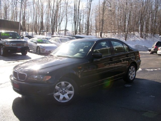 Image 2 of 2005 BMW 325 xi Central…