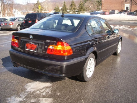 Image 3 of 2005 BMW 325 xi Central…
