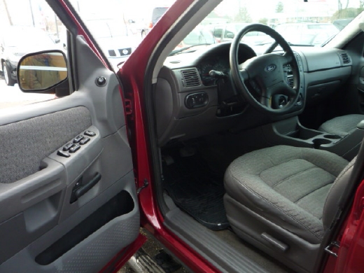 Image 2 of 2003 Ford Explorer XLS…