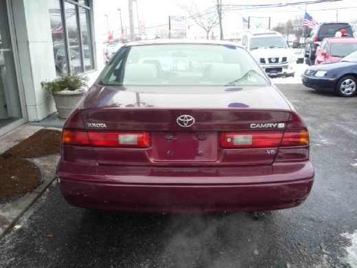 Image 2 of 2005 Toyota Sequoia…