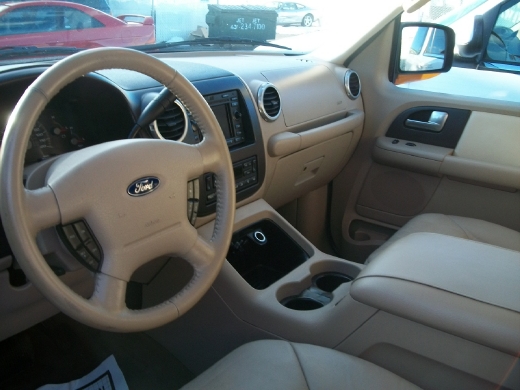 Image 3 of 2004 Ford Expedition…
