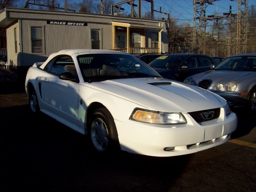 Image 1 of 1999 Ford Mustang Base…