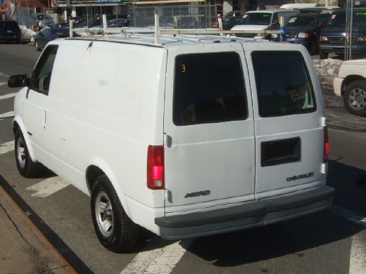 Image 3 of 2002 Chevrolet Astro…