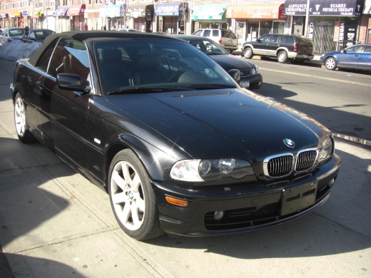 Image 5 of 2002 BMW 325 ci Jamaica,…