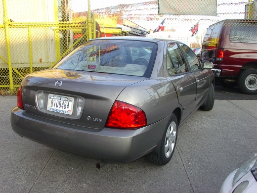 Image 3 of 2004 Nissan Sentra 1.8…