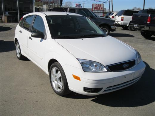 Image 4 of 2006 Ford Focus ZX5…