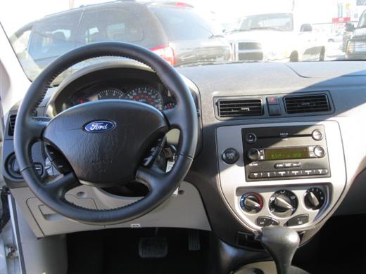 Image 5 of 2006 Ford Focus ZX5…