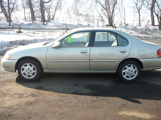 Image 2 of 1999 Nissan Altima GXE…