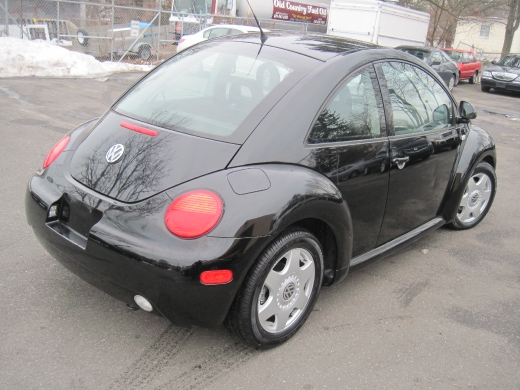 Image 1 of 1999 Volkswagen New…