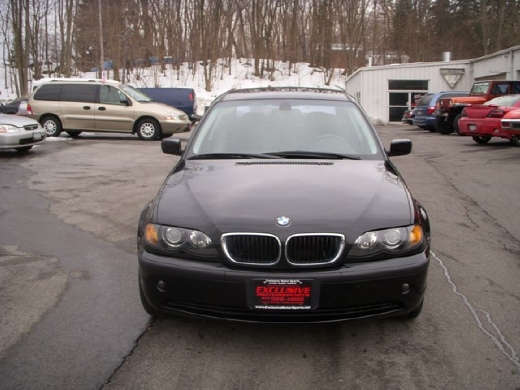 Image 5 of 2004 BMW 325 xi Central…