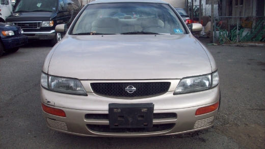 Image 1 of 1996 Nissan Maxima 4…