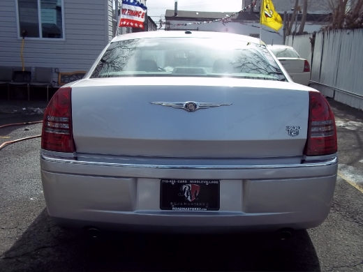 Image 3 of 2006 Chrysler 300C Base…