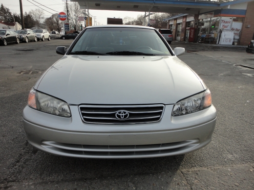 Image 2 of 2001 Toyota Camry LE…