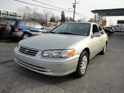 Image 3 of 2001 Toyota Camry LE…