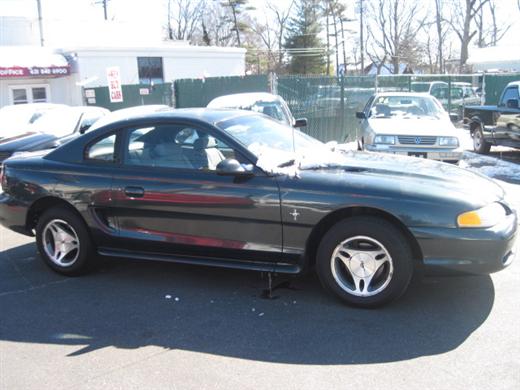Image 4 of 1998 Ford Mustang Base…