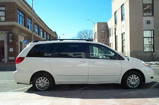 Image 5 of 2008 Toyota Sienna LE…