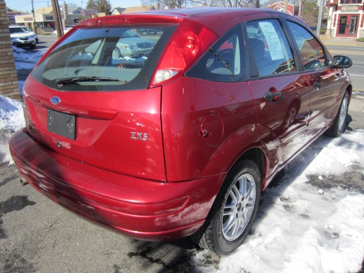 Image 5 of 2003 Ford Focus ZX5…