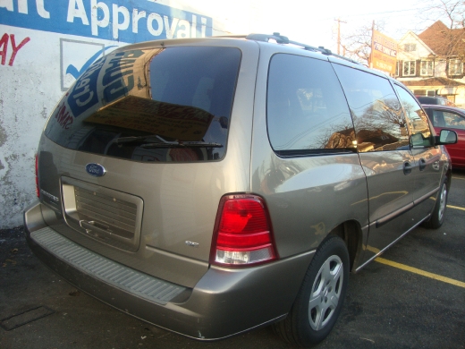 Image 7 of 2004 Ford Freestar SE…