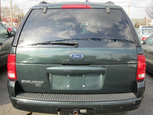 Image 7 of 2004 Ford Explorer XLT…