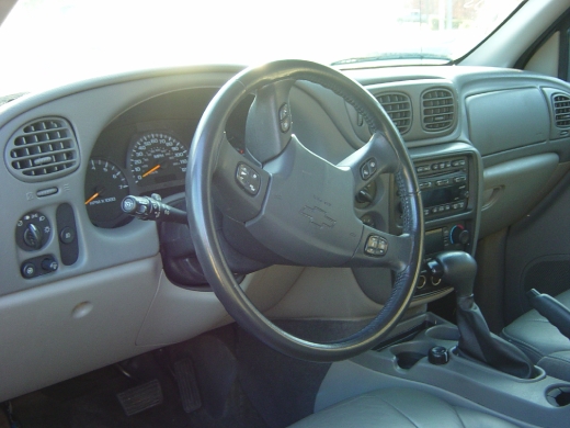 Image 1 of 2003 Chevrolet TrailBlazer…