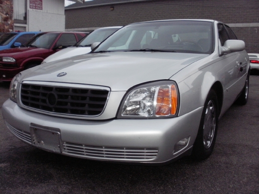 Image 1 of 2001 Cadillac DeVille…