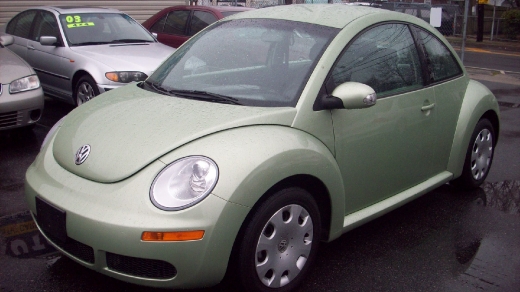 Image 2 of 2010 Volkswagen New…
