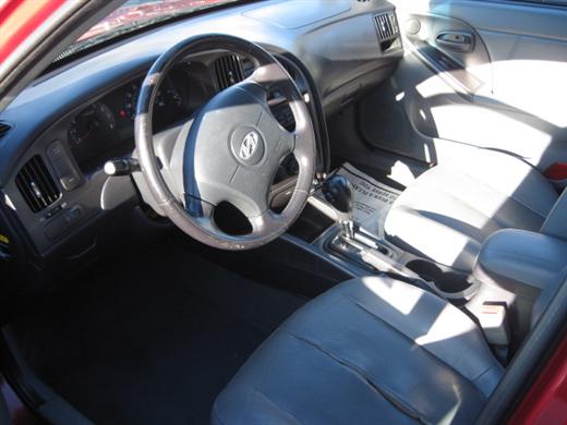 Image 1 of 2005 Hyundai Elantra…