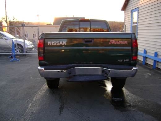 Image 2 of 2000 Nissan Frontier…