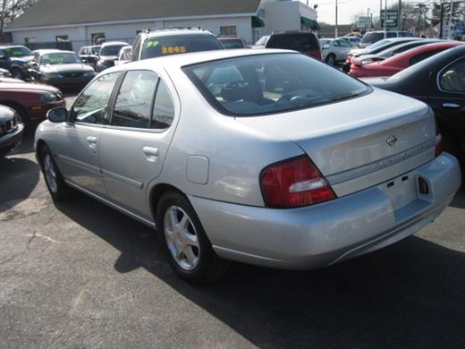 Image 1 of 2001 Nissan Altima GXE…