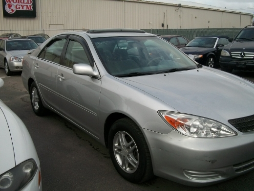 Image 1 of 2002 Toyota Camry LE…