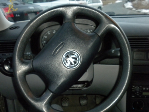 Image 2 of 2002 Volkswagen Jetta…