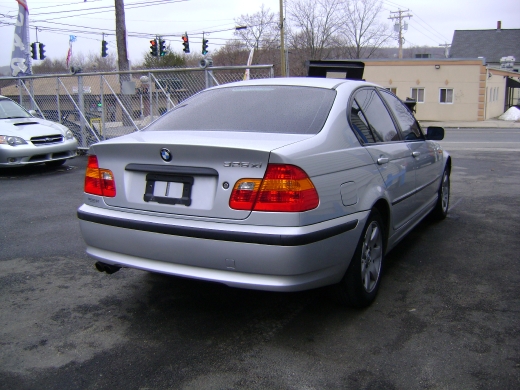Image 4 of 2002 BMW 325 xi Ansonia,…