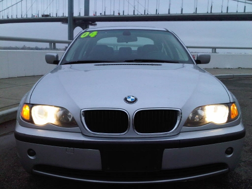 Image 2 of 2004 BMW 325 i Bronx,…