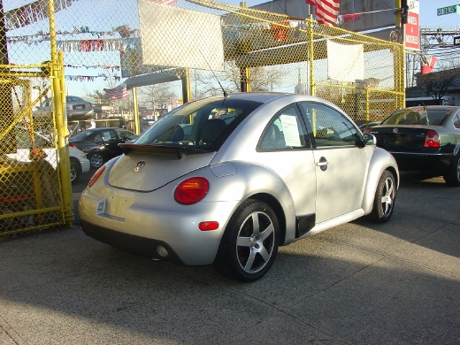 Image 1 of 2003 Volkswagen New…