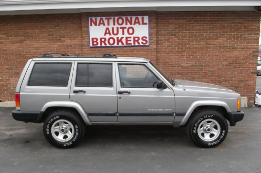 Image 2 of 2000 Jeep Cherokee Sport…