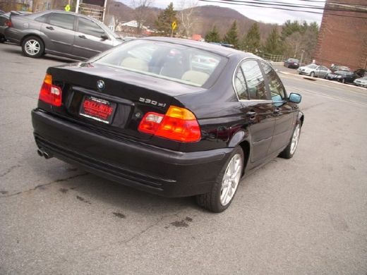 Image 2 of 2001 BMW 330 Central…