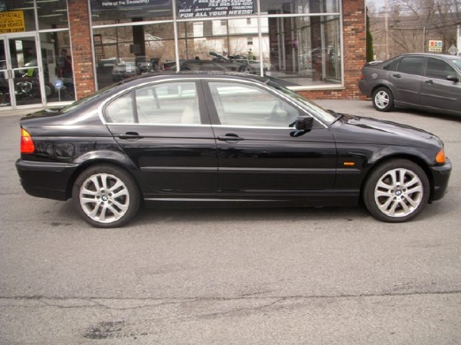 Image 4 of 2001 BMW 330 Central…