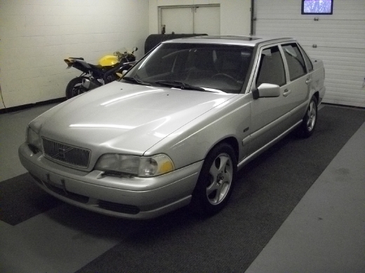 Image 4 of 1998 Volvo S70 T5 Plainville,…