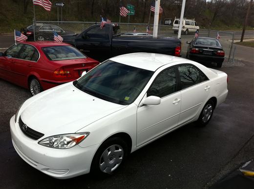 toyota corolla 2002 white. 2002 Toyota Camry XLE West