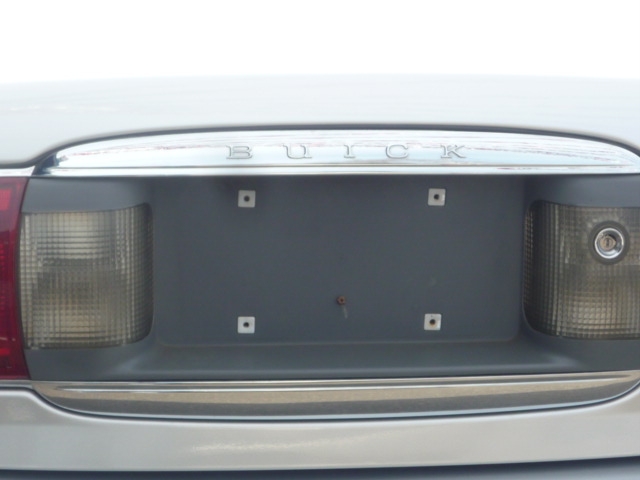 Image 3 of 2000 Buick LeSabre Custom…