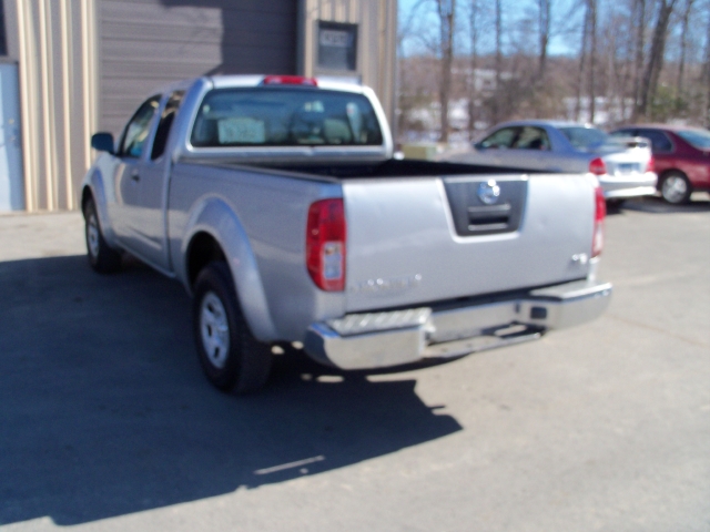 Image 4 of 2005 Nissan Frontier…
