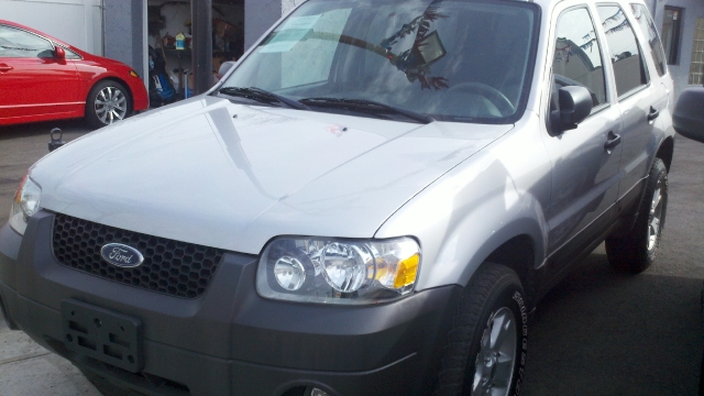 Image 2 of 2006 Ford Escape XLT…